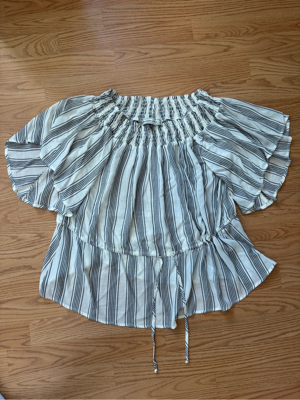 Abercrombie & Fitch White Striped Smocked Off-the-Shoulder or on Blouse